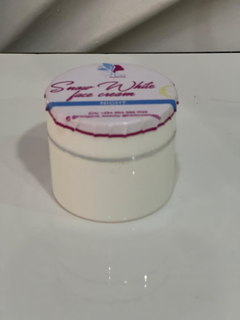 SNOW WHITE FACE CREAM