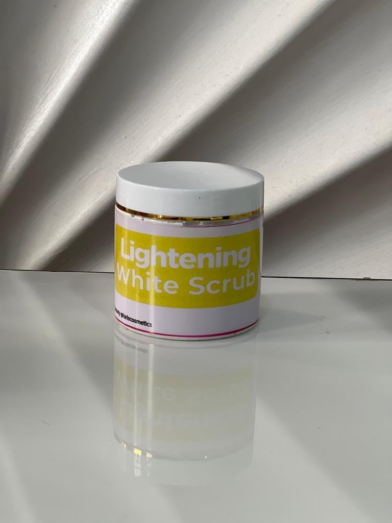 LIGHTENING WHITE SCRUB  (250ml)